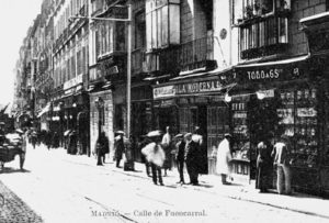Lámina n? 80 [ Calle de Fuencarral. Hacia 1915 ]