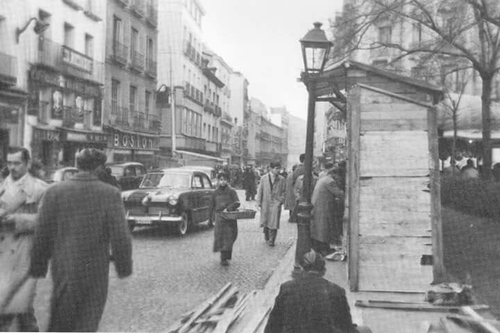 La foto de la semana: Plaza de Tirso de Molina. Mercado Callejero. 1956